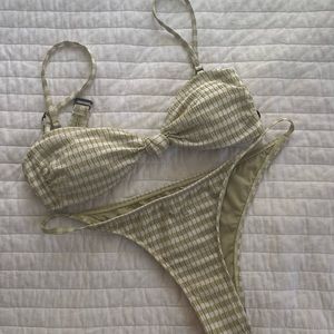 Salty Blond Meet Your Matcha Billabong Bikini